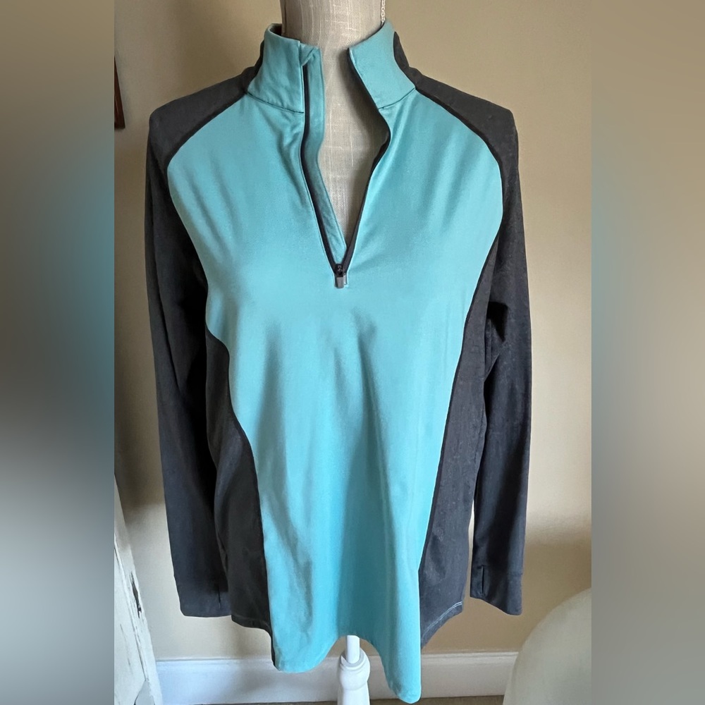 Noble Athena quarter zip riding top